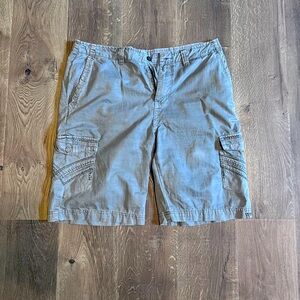 Men’s Buckle Black Authentic Cargo Shorts 36W